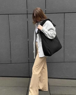 Bag Biwa Puffy Regular Black